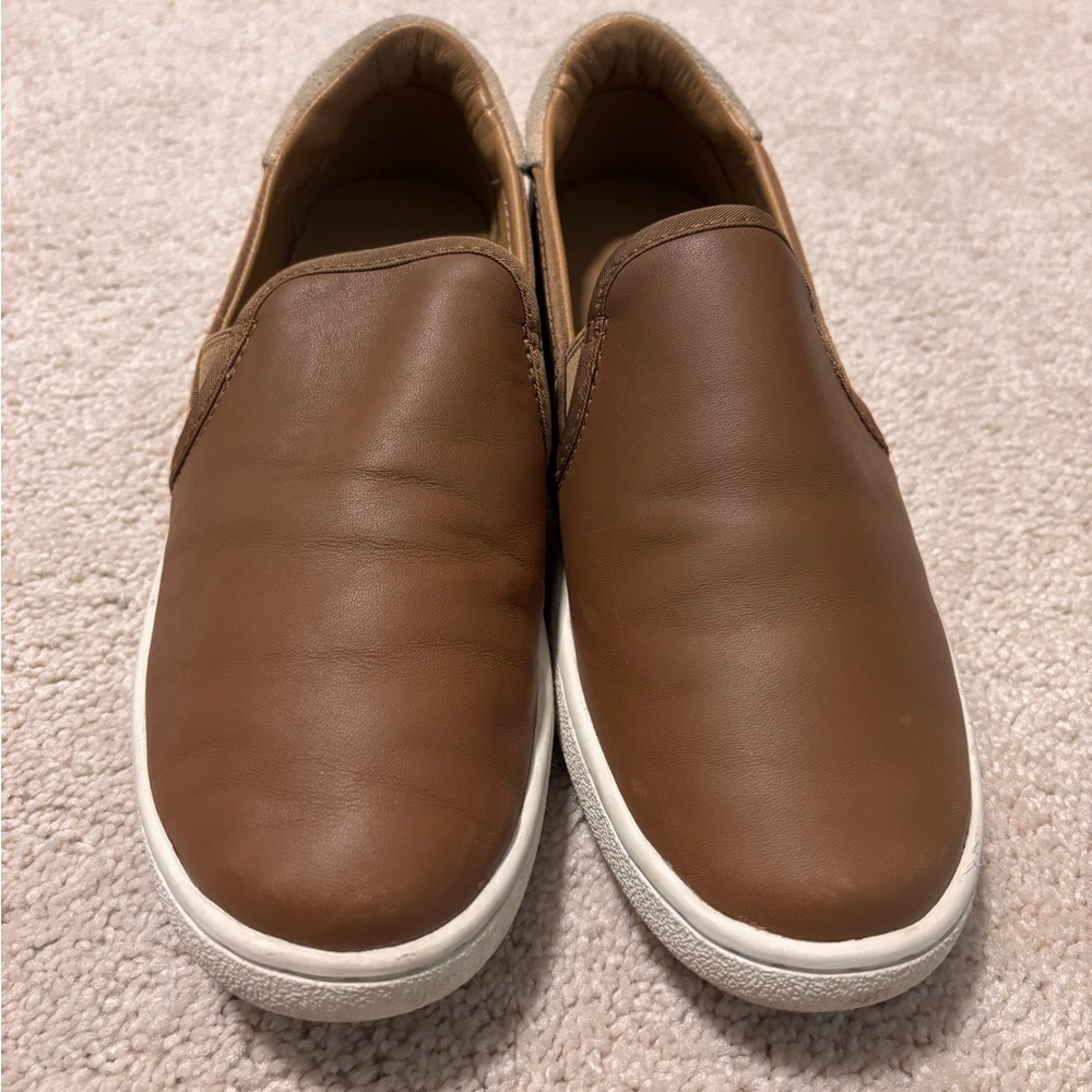 UGG Women’s Leather Slip On Sneakers Brown Size 6 Casual